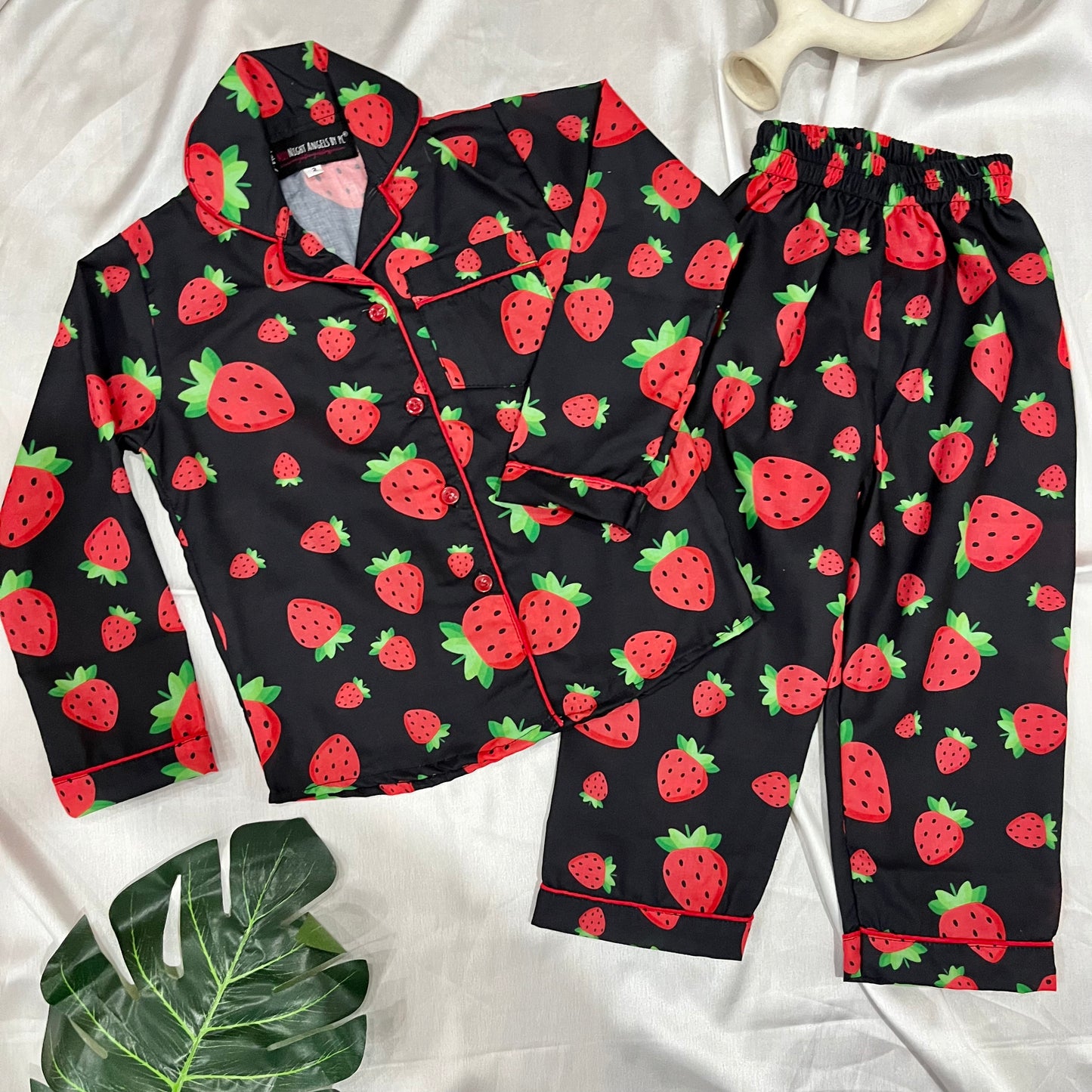 Strawberries Kids Nightwear Set (Full Sleeves)