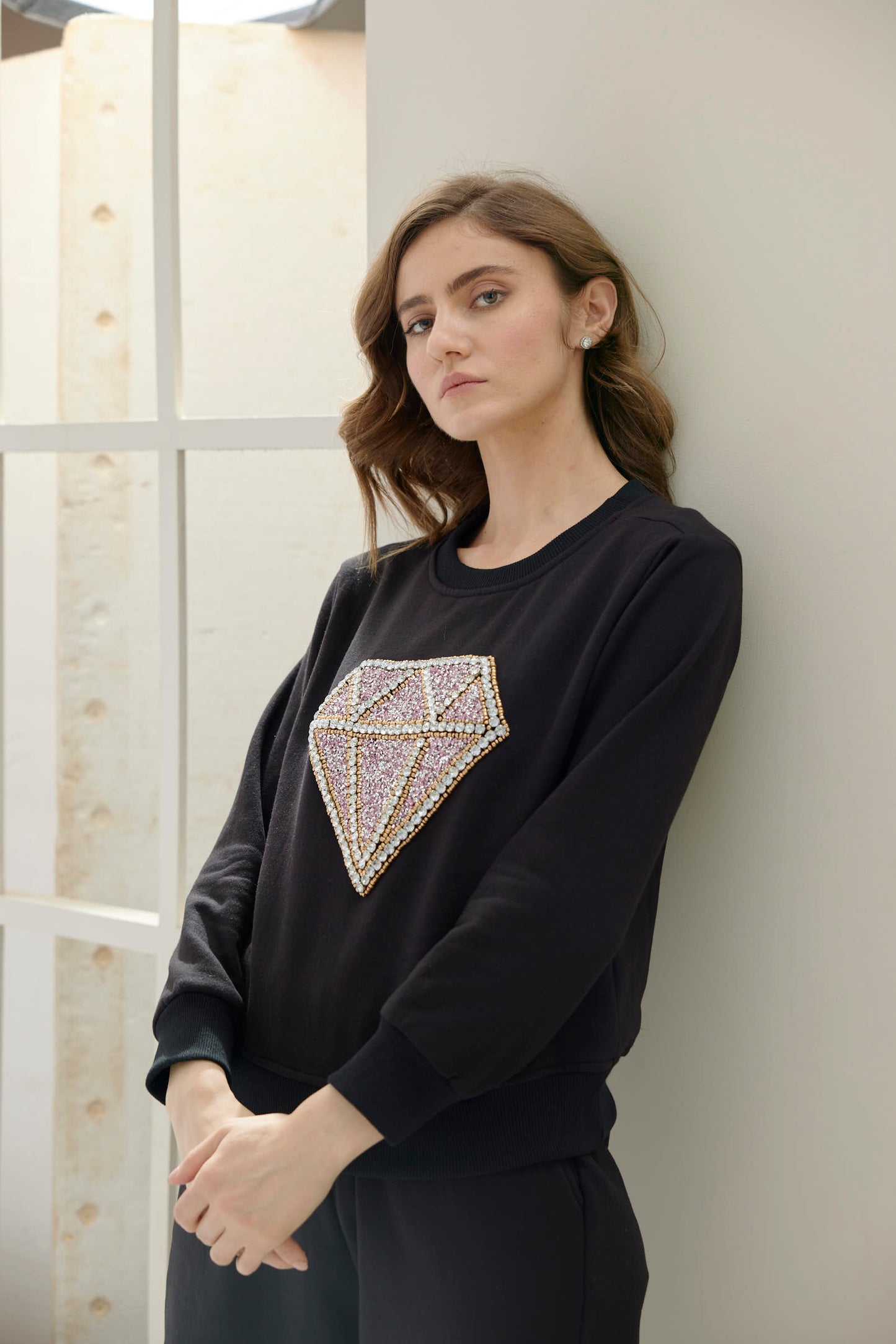 The Bling Diamond Sweatshirt Set (Women) (Black) | MAIN CHARACTER