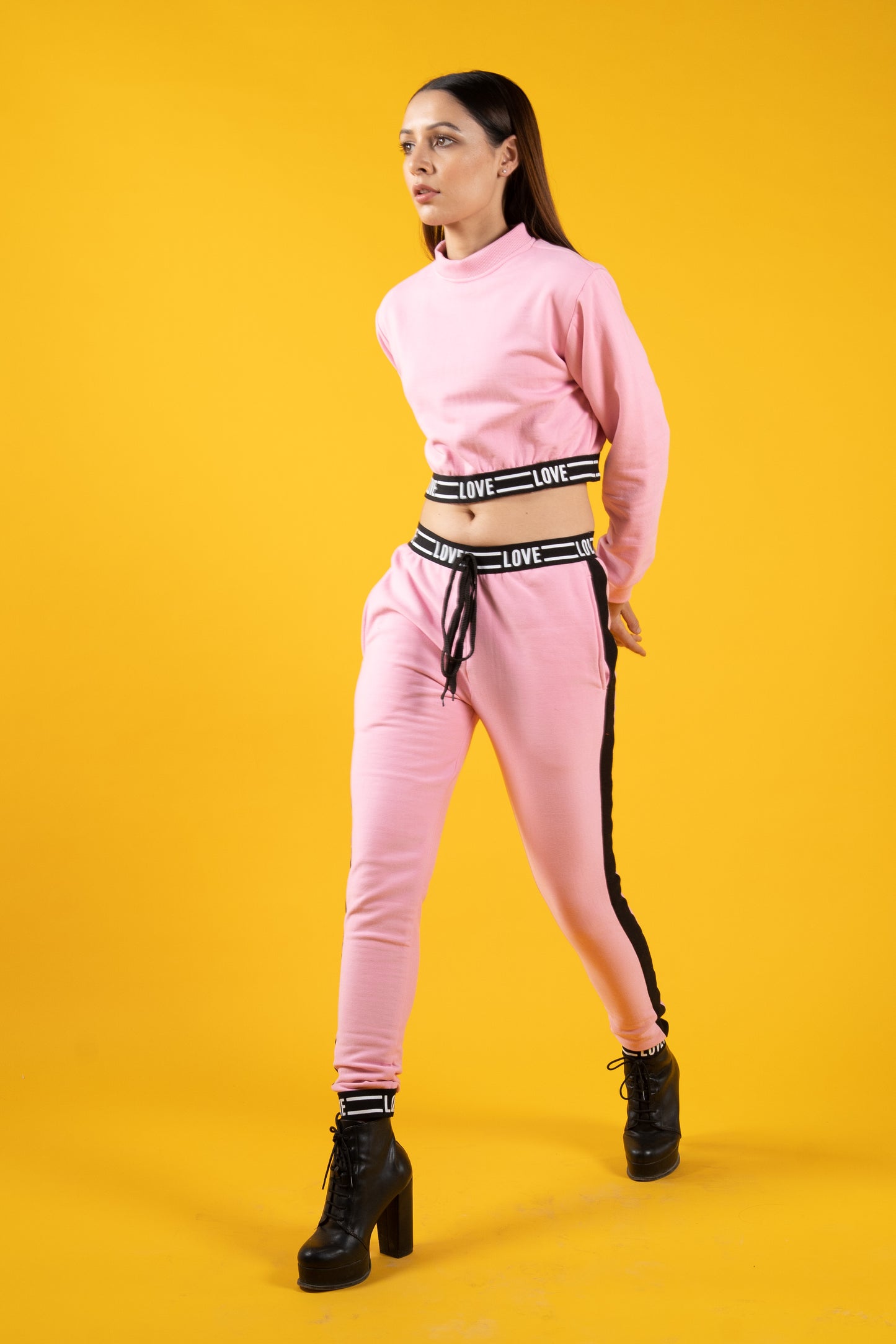 Love Pink Crop Set Tracksuit (Women)